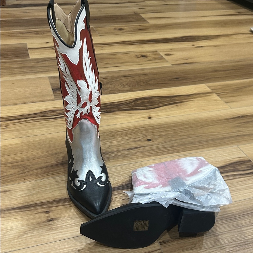 Mi.iM Western Midi Boots Size 10 Pointed Toe Red Silver Black Block Heel NEW - Picture 10 of 11